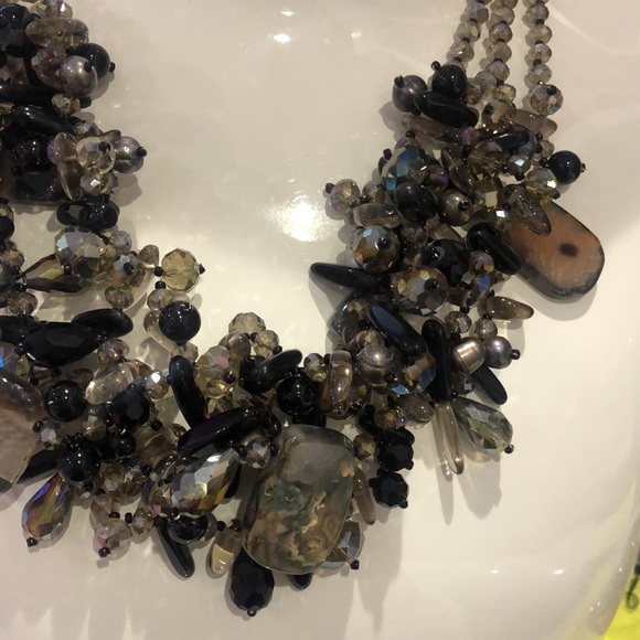Amazing Jet Black & Gray Stone Crystal Necklace - Picture 2 of 7